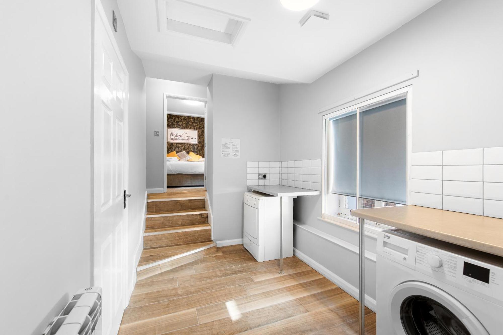 Still House Boston Luaran gambar